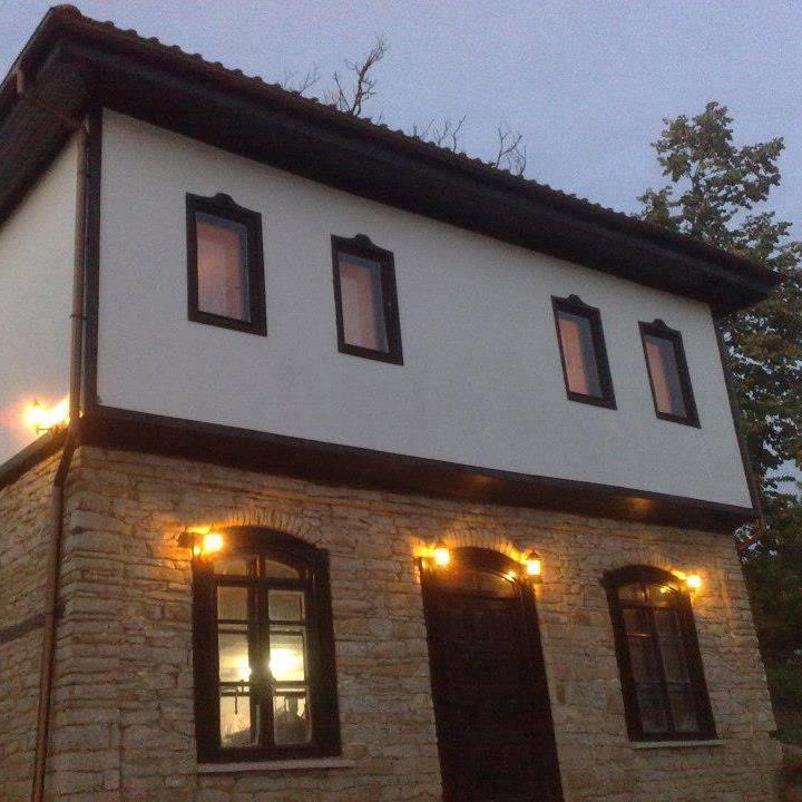 Staroto Shkolo House - Rooms For Guests Subotkovtsi Ngoại thất bức ảnh